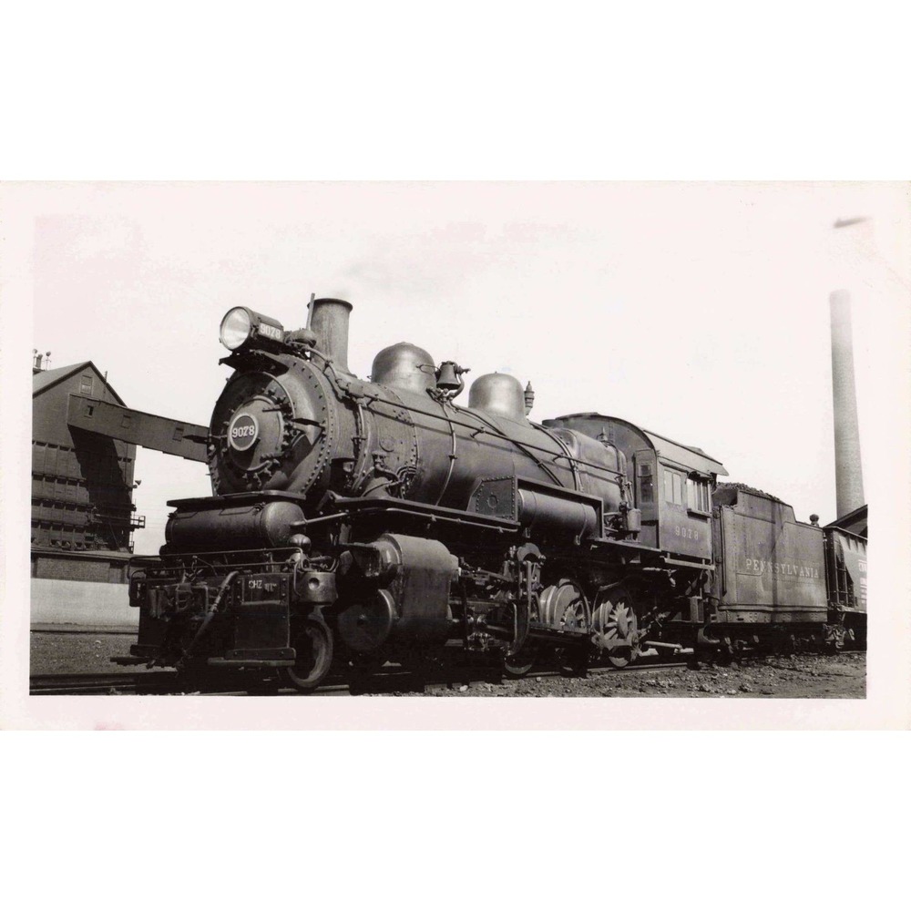PRR Pennsylvania Railroad 2-8-0 #9078 Steam Locomotive Chicago IL 1946 Photo